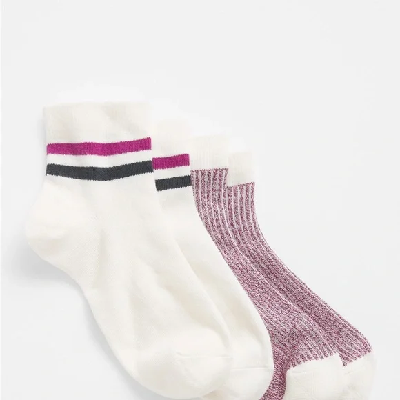 GAP Factory Accessories Nwt Gap Stripe Quarter Crew Socks